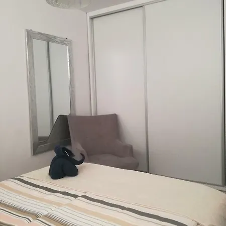 Modern * بلايا ديل إنغلز